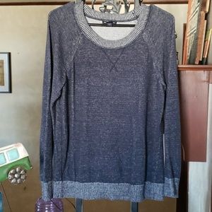 Gap sweater